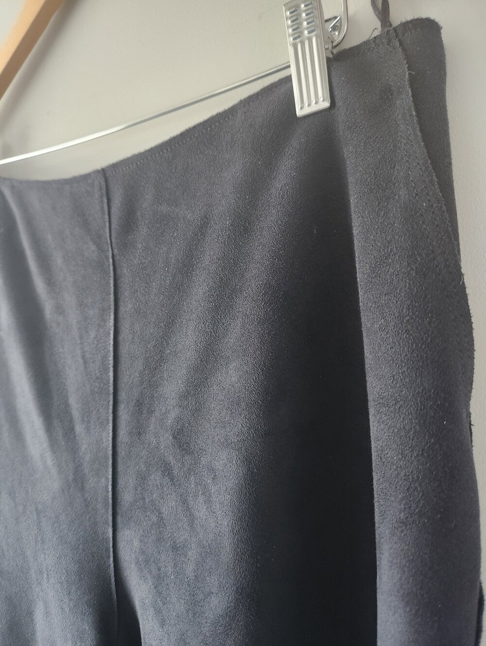 Adolfo Dominguez Cropped Pants - Picture 2 of 6